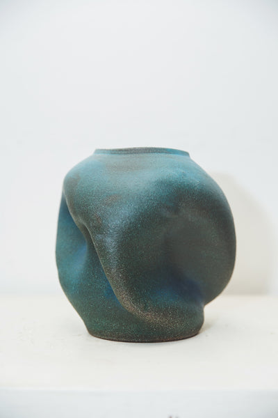 Blue Hugged Round Vase