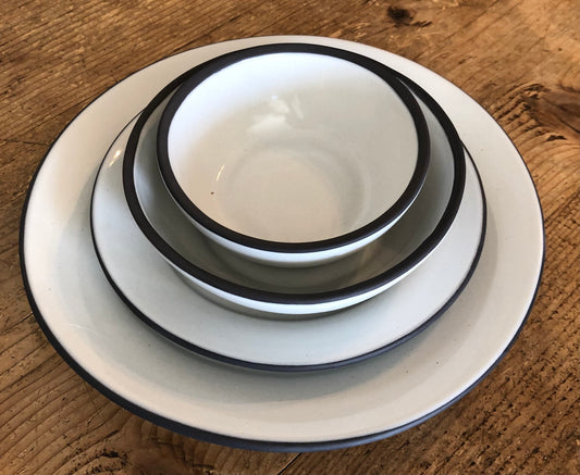16 Pieces Place Setting